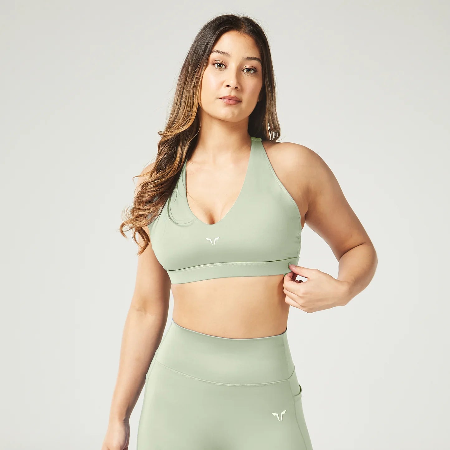 ESSENTIAL ADJUSTABLE MID IMPACT BRA DESERT SAGE