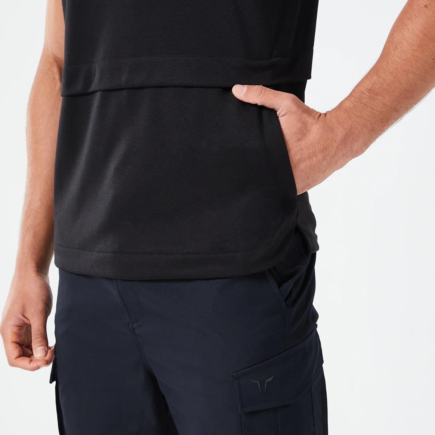 MOMENTUM TANK BLACK