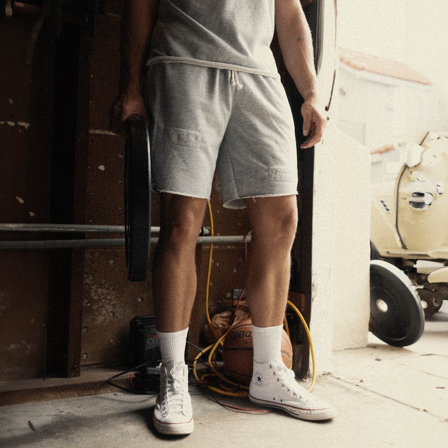GOLDEN ERA RIPPED SHORTS LIGHT GREY MARL