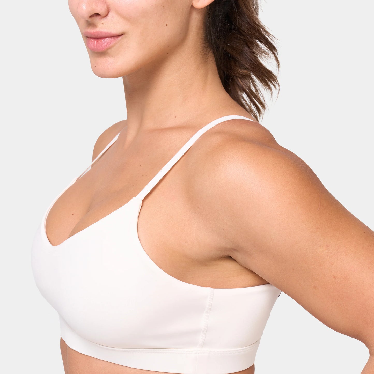 ESSENTIAL STRAPPY BRA - PEARL WHITE