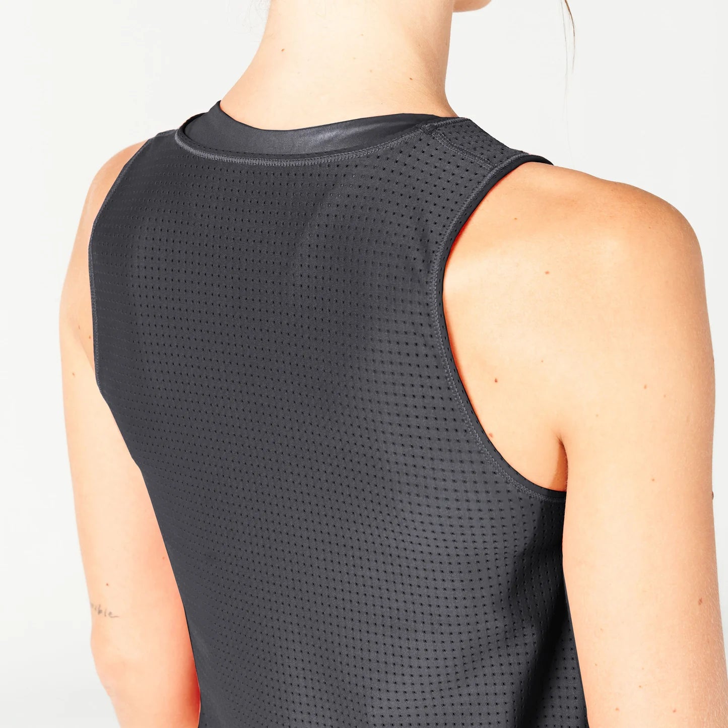 MESH REVERSIBLE TANK BLACK
