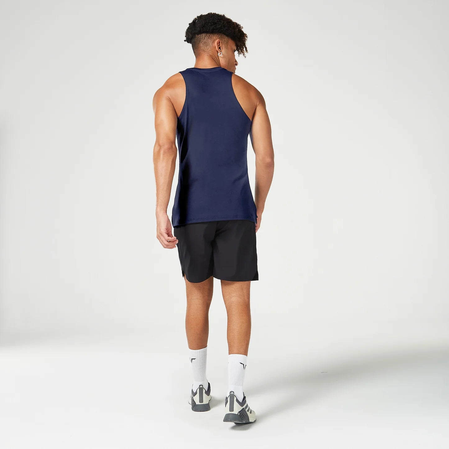 ESSENTIAL TRAINING TANK NAVY