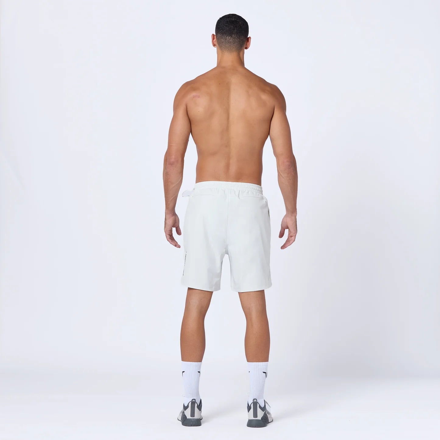 ESSENTIAL PRO 7 INCH SHORTS