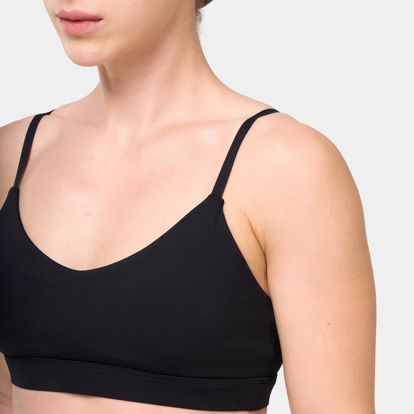 ESSENTIAL STRAPPY BRA - BLACK