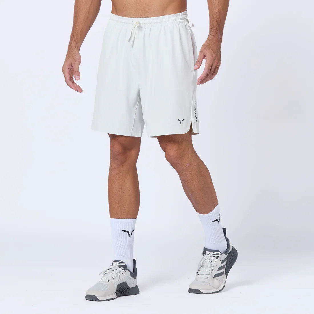 ESSENTIAL PRO 7 INCH SHORTS