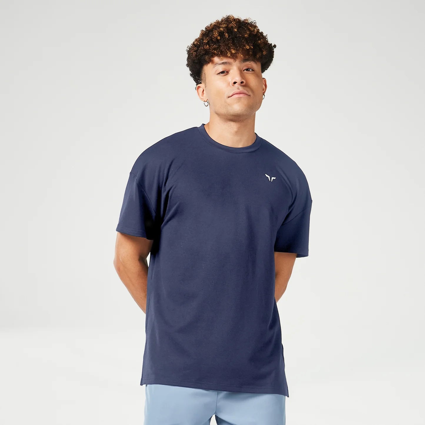 ESSENTIAL OVERSIZED TEE NAVY